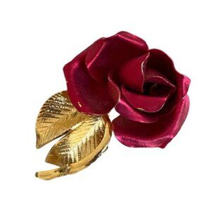 Cerrito The Rose of Christmas Brooch Red & Gold tone